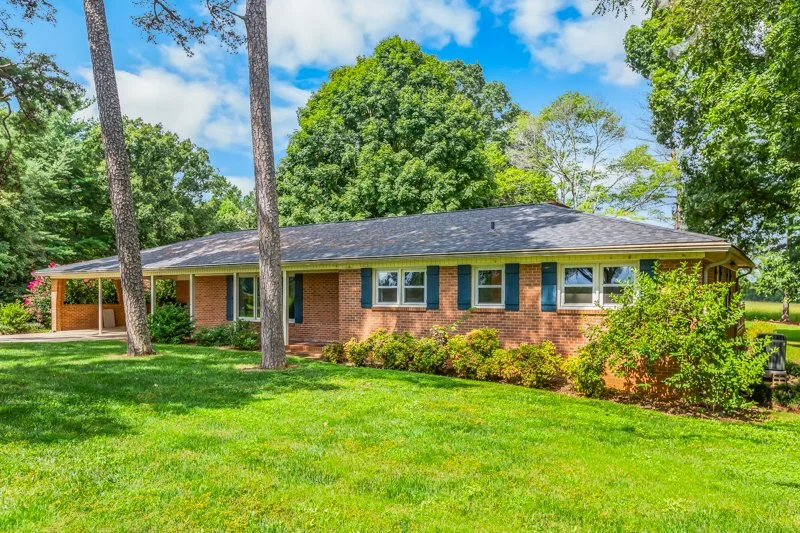 8544 Walnut Cove Road-4.jpg