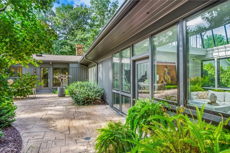 406 Hillcrest Drive-67.jpg