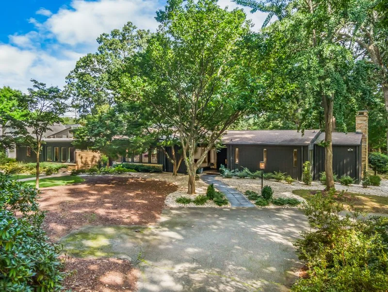 406 Hillcrest Drive-75.jpg