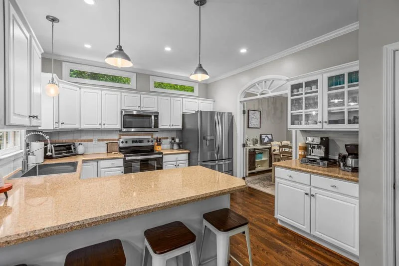 5200 Mountain View Road-18.jpg