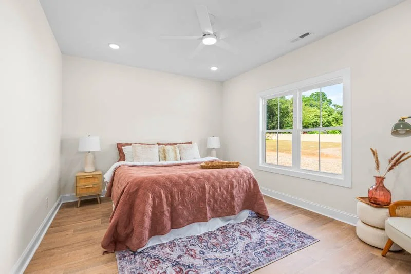 7946 Glade Street-19.jpg