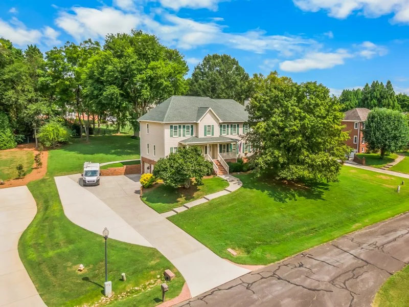 164 Fieldwood Drive-1.jpg