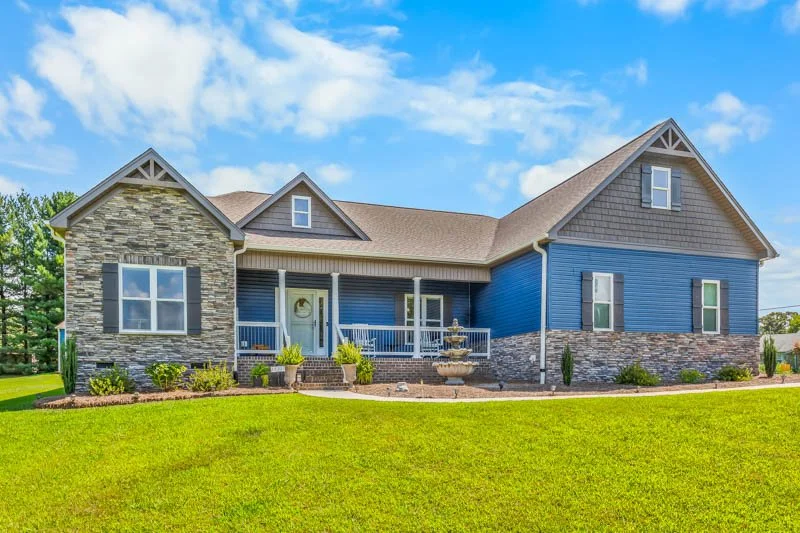 4397 Reid Road-2.jpg