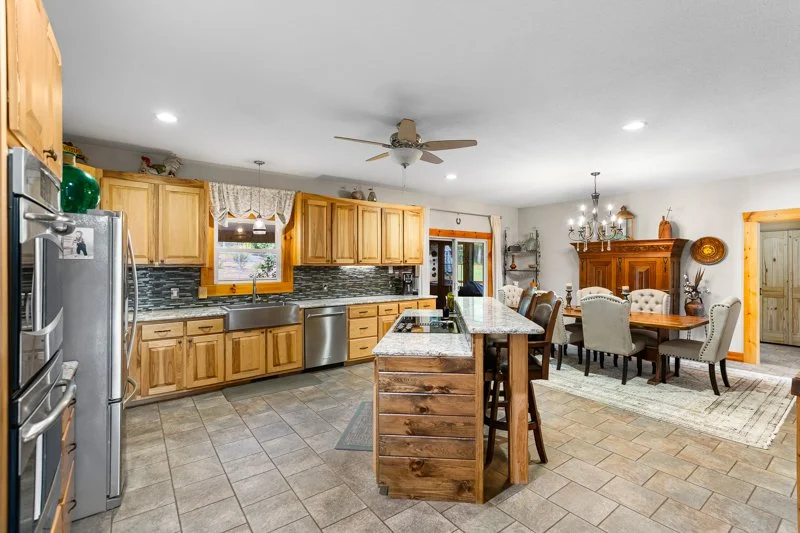 252 Bear Trail-22.jpg