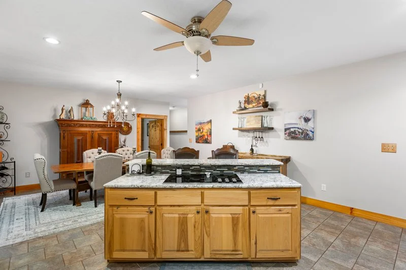 252 Bear Trail-25.jpg