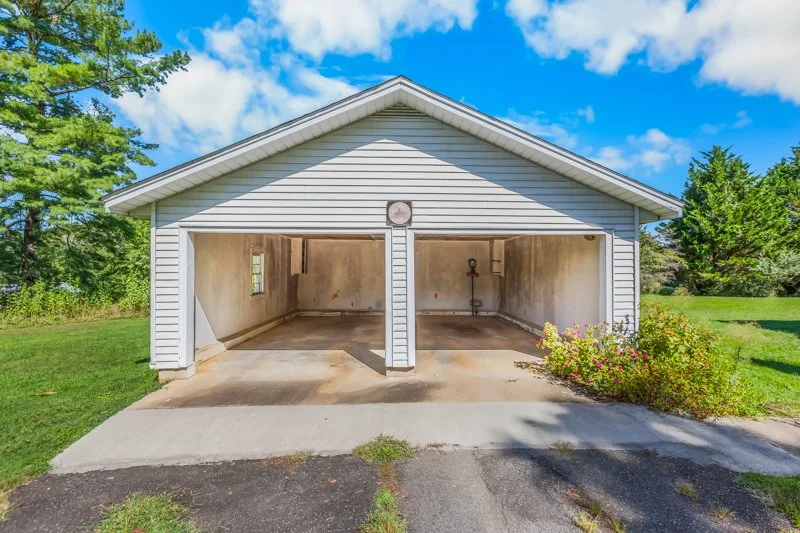 2632 Dobbins Road-5.jpg