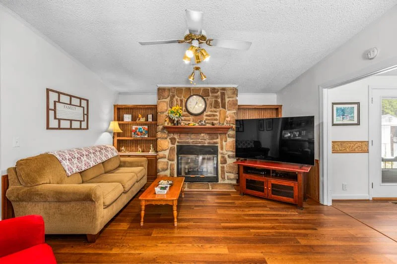2712 Sloans Mill Road-18.jpg