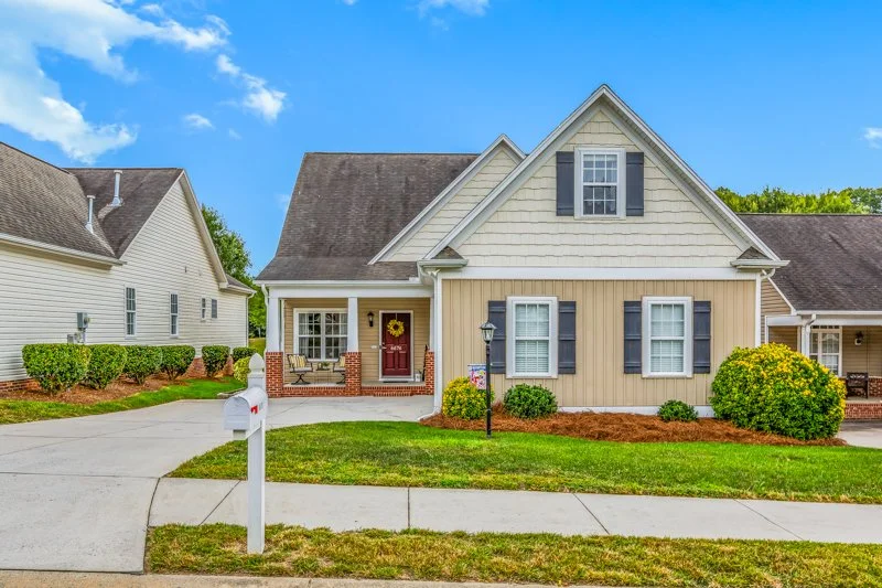 6676 Springfield Village Lane-1.jpg