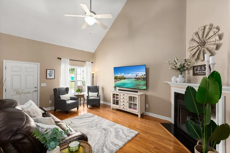 6676 Springfield Village Lane-8.jpg