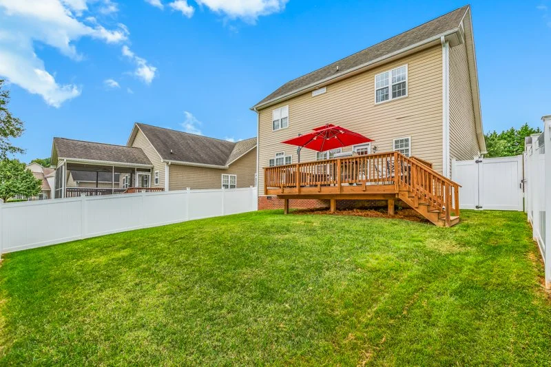 6676 Springfield Village Lane-38.jpg