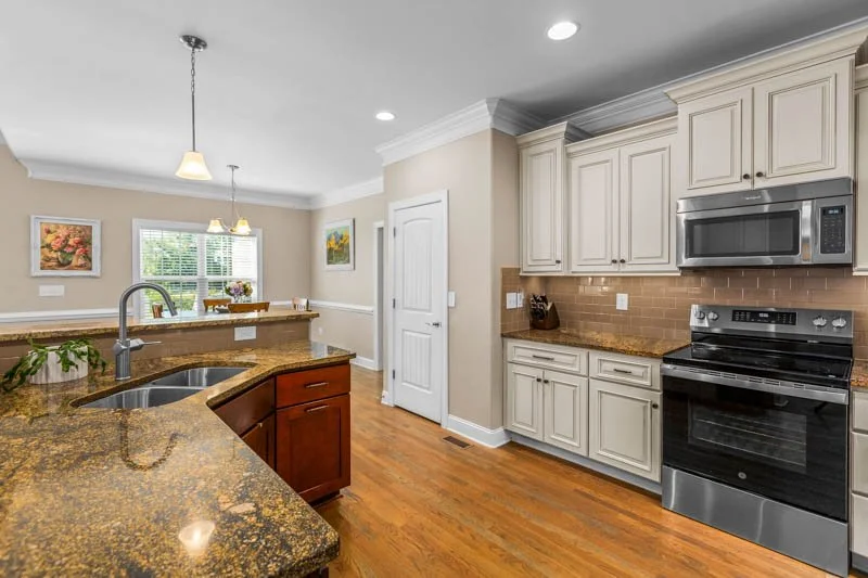 170 Bandelier Court-10.jpg