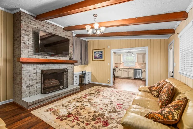 2661 Woodberry Drive-17.jpg