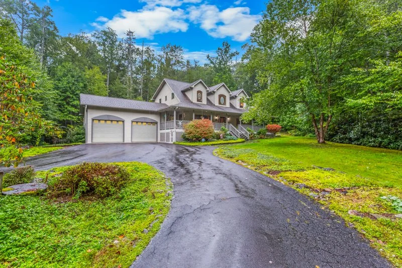 163 Old Hickory Lane-2.jpg
