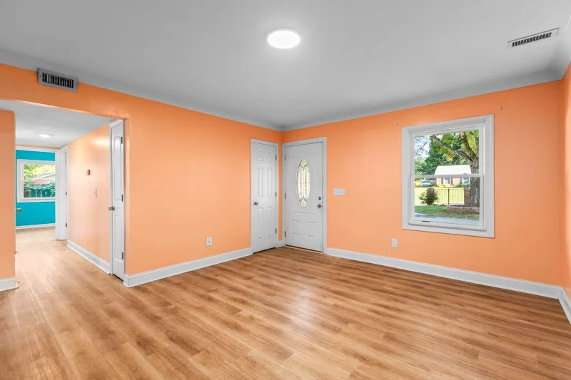 620 Parkland Court-9.jpg