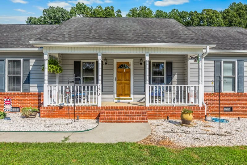 525 Lanier Road-5.jpg