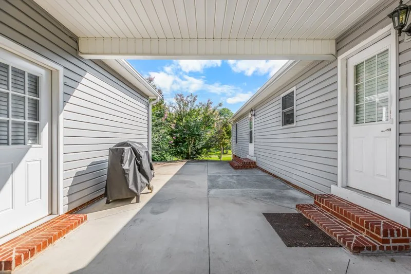 525 Lanier Road-27.jpg