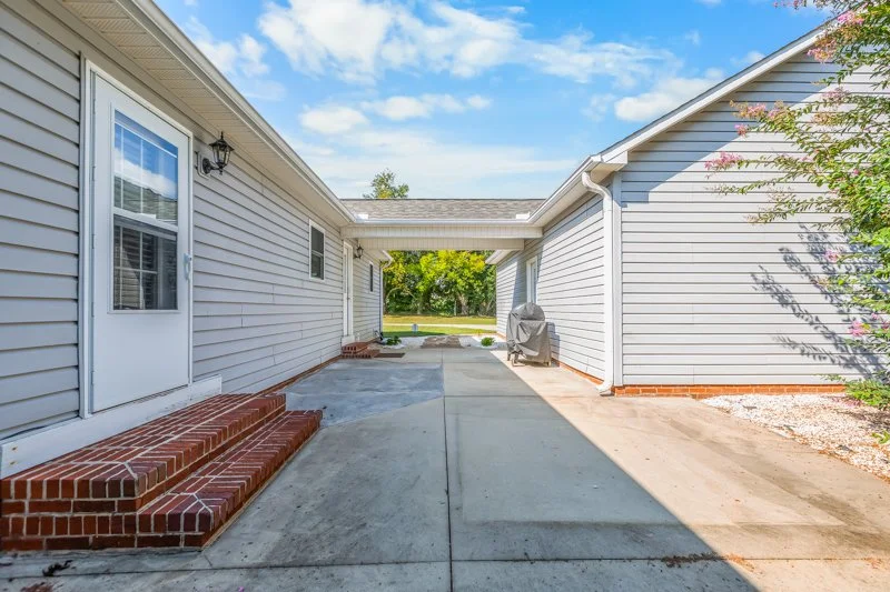 525 Lanier Road-28.jpg