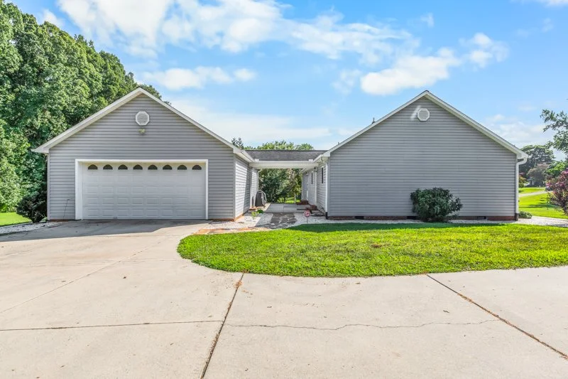 525 Lanier Road-30.jpg