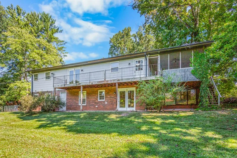 4210 Niblick Drive-33.jpg