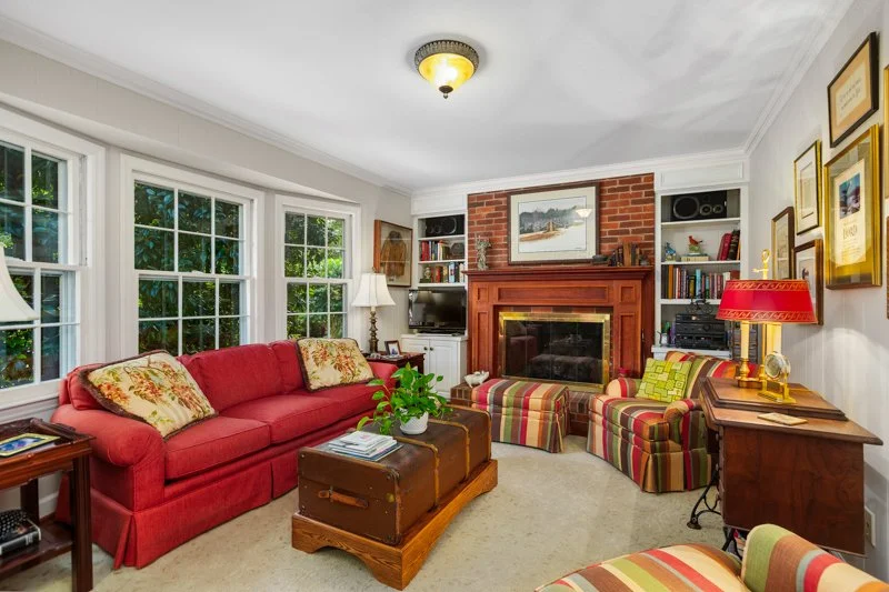 1319 Robinhood Road-6.jpg