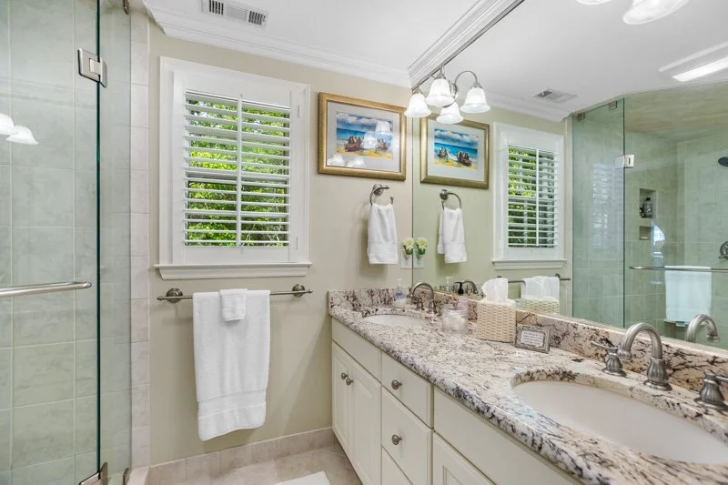 1319 Robinhood Road-40.jpg