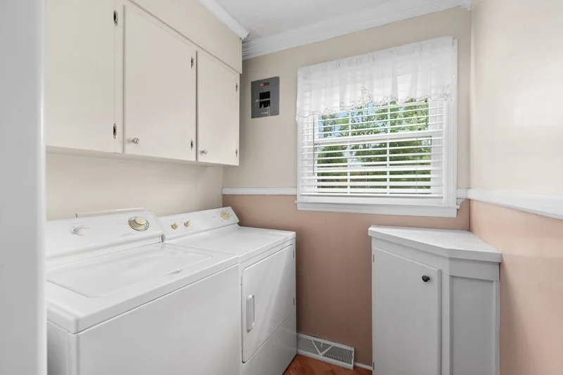 108 Hinshaw Avenue-14.jpg