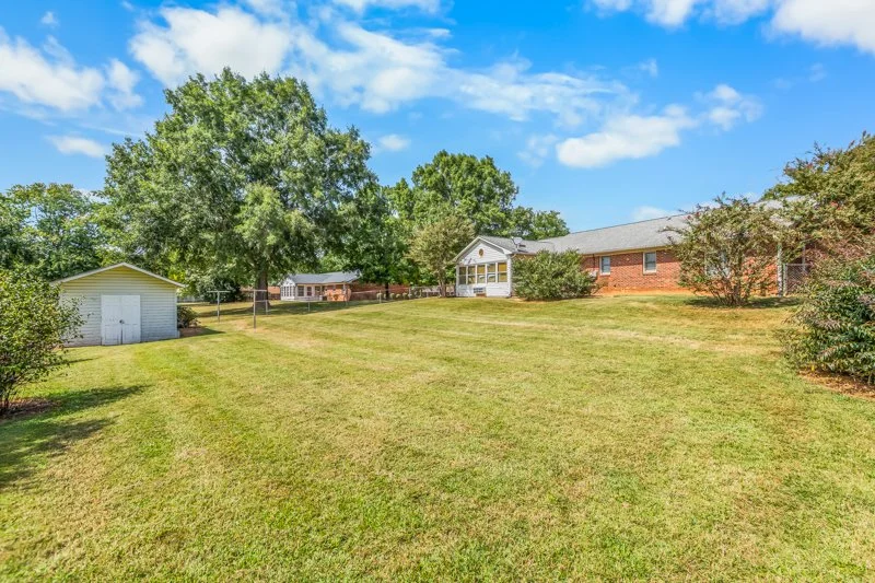 184 Cale Bradley Court-31.jpg