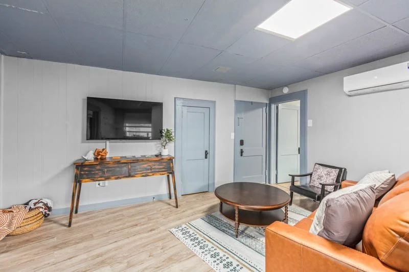 227 East Main Street, Unit 201-2.jpg