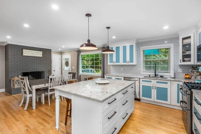 3010 Northbridge Road-15.jpg