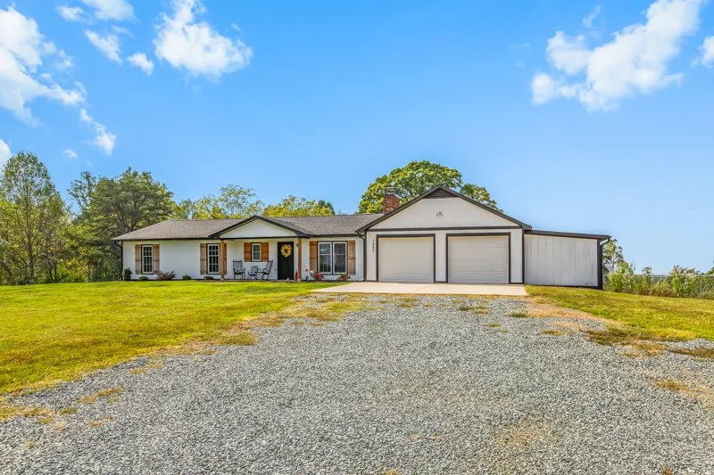 7440 Baux Mountain Road-2.jpg
