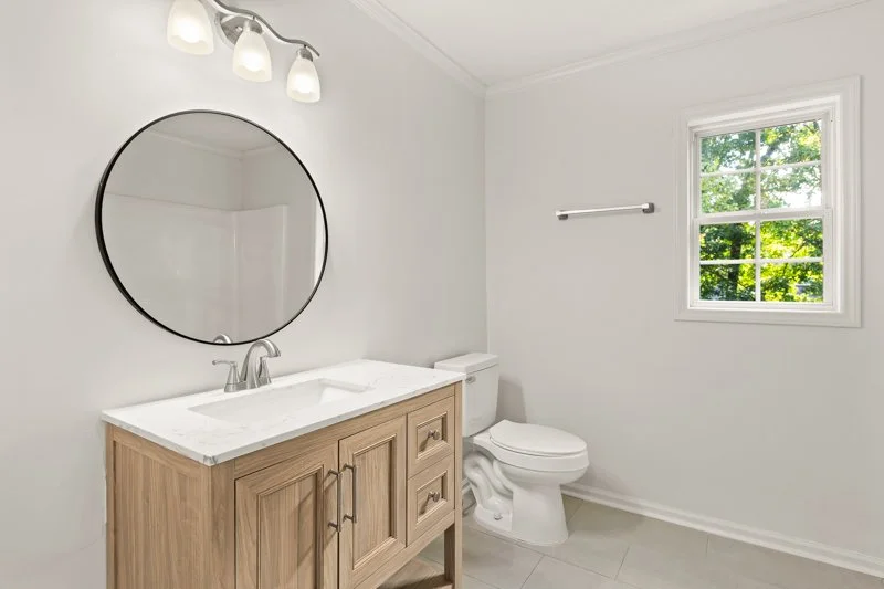 389 Christine Court-27.jpg