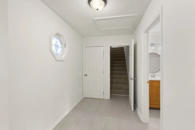 389 Christine Court-29.jpg