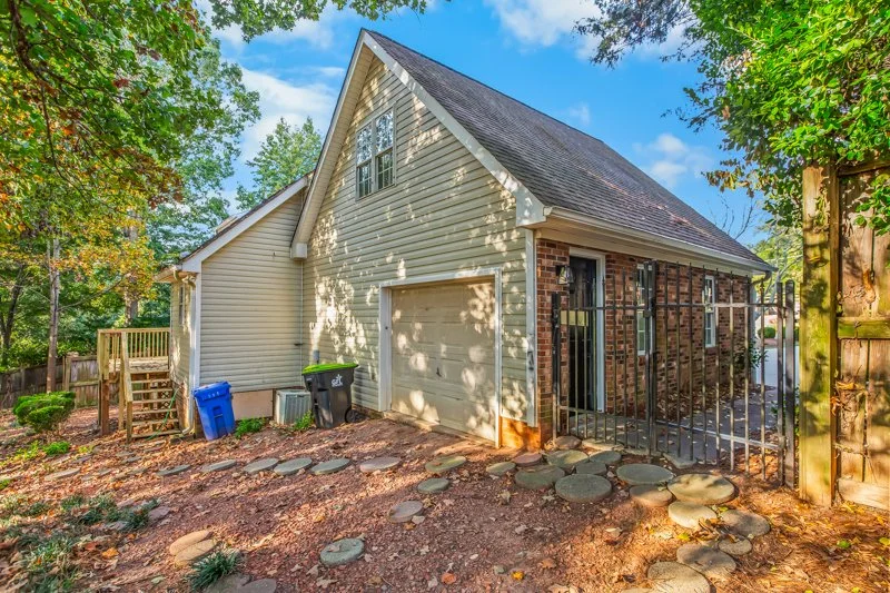 389 Christine Court-43.jpg