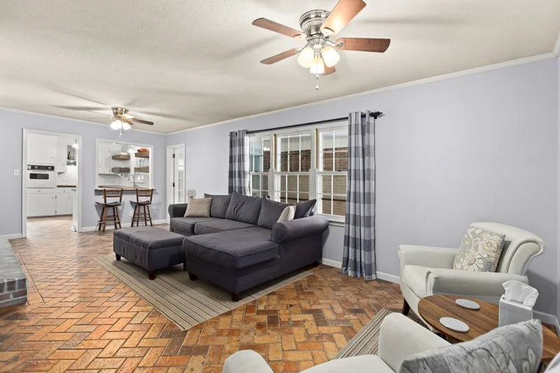 4121 Briarcliffe Road-4.jpg