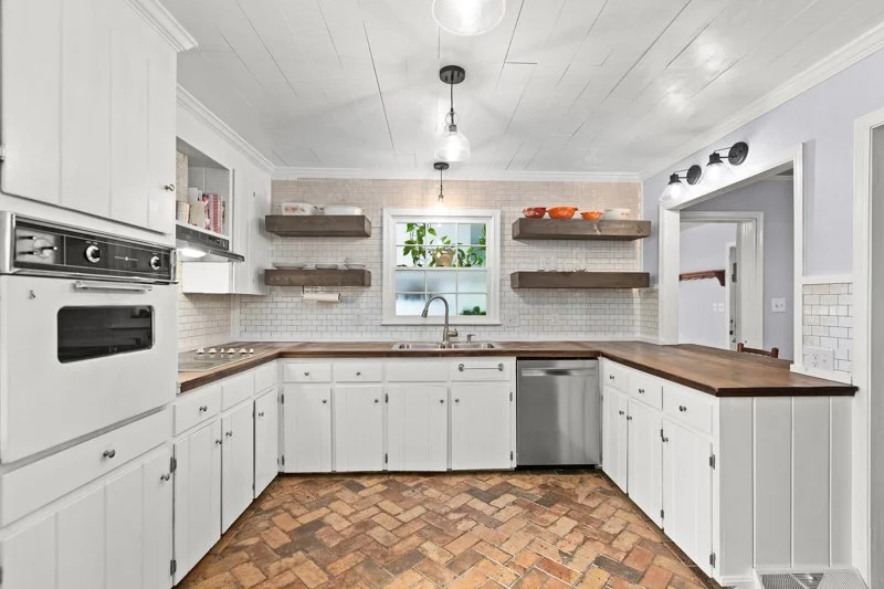4121 Briarcliffe Road-8.jpg