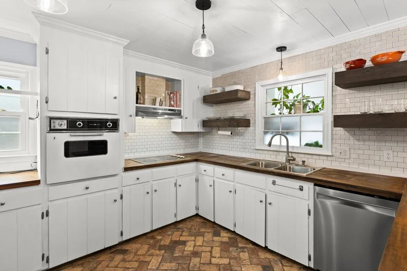 4121 Briarcliffe Road-9.jpg