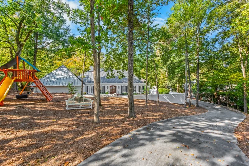 1116 Ferndale Boulevard-3.jpg