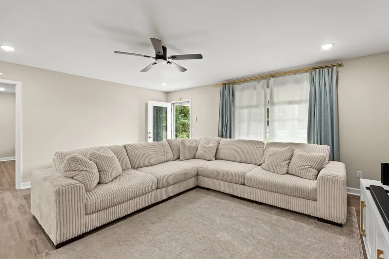 715 Archdale Drive-7.jpg