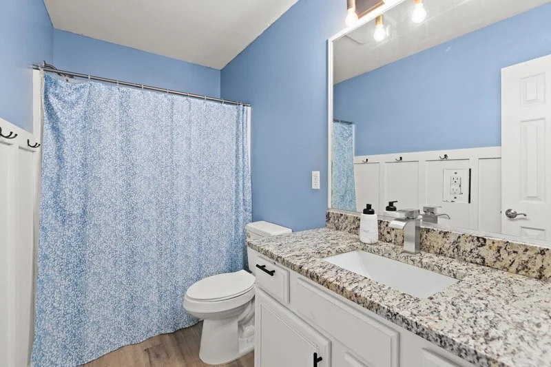 715 Archdale Drive-23.jpg