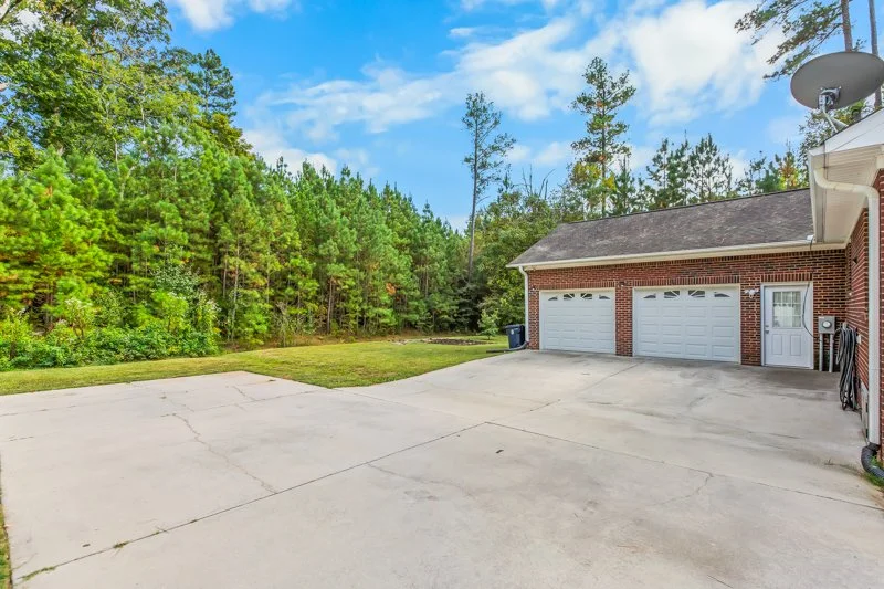 715 Archdale Drive-24.jpg