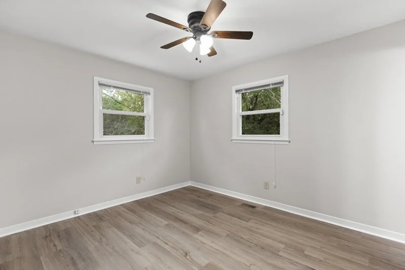 4914 Elmwood Street-21.jpg