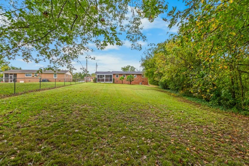 4914 Elmwood Street-33.jpg