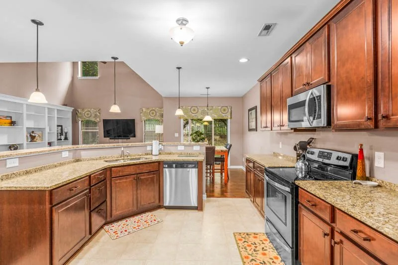 2645 Chari Park Lane-14.jpg