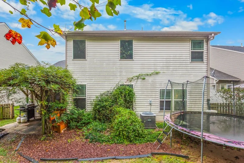 2645 Chari Park Lane-34.jpg