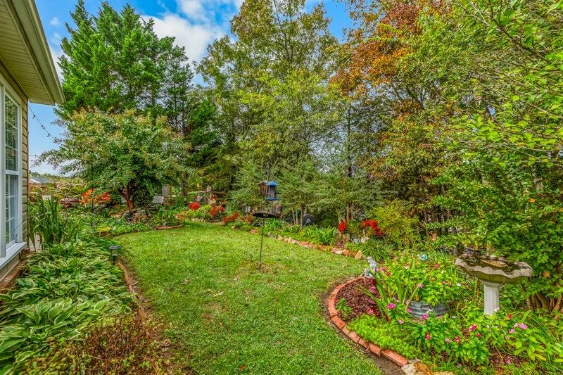 1016 Tesh Court-28.jpg