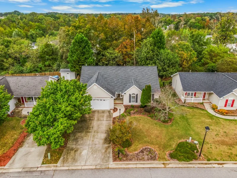 1016 Tesh Court-34.jpg