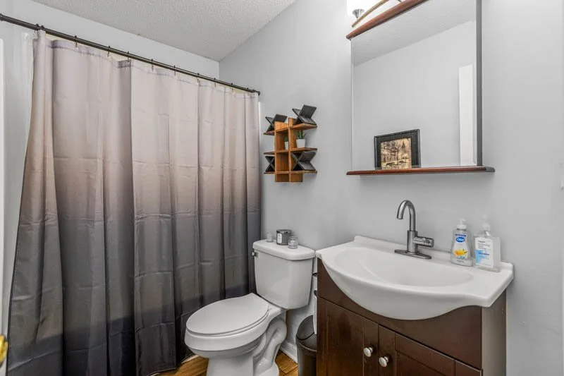 250 Braeburn Drive-17.jpg