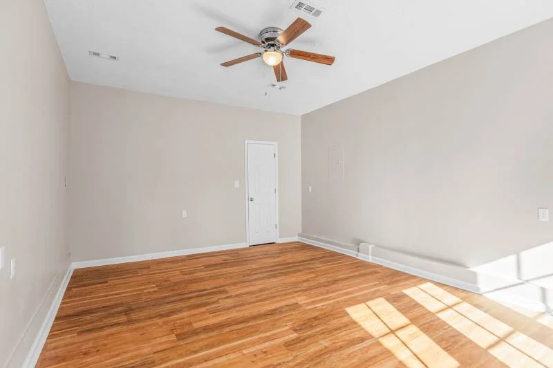 1403 Aurora Way-18.jpg