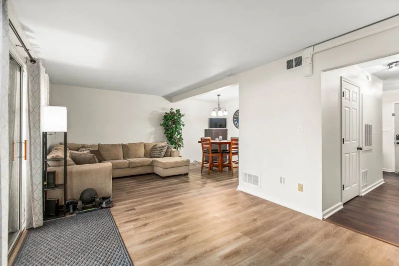 144 Charlestowne Circle-7.jpg