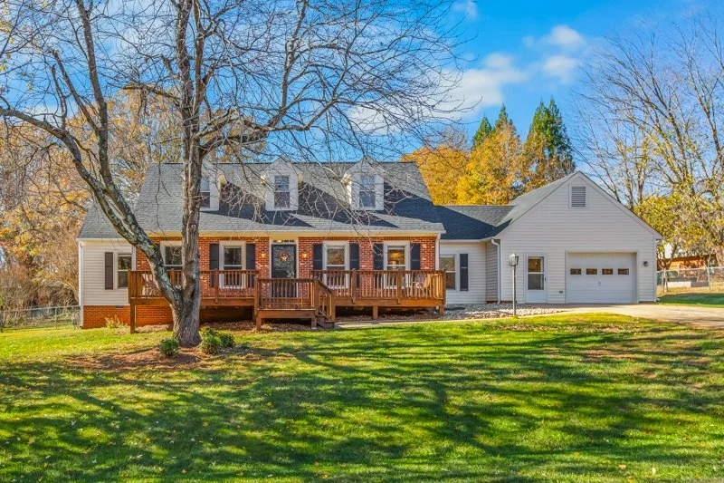 316 Heatherford Drive-3.jpg